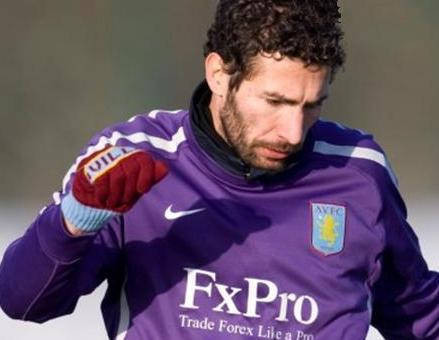 Cuéllar, protagonista del anuncio navideño del Villa