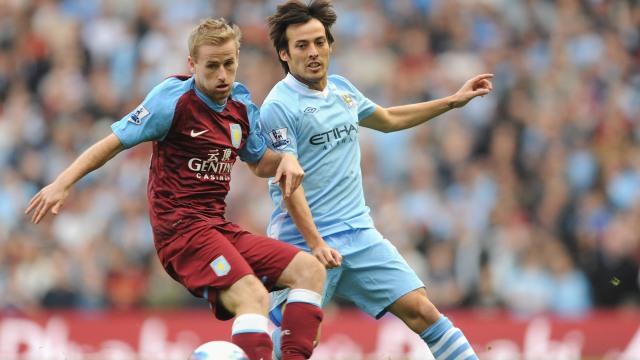 Cuellar, en el banquillo en la derrota ante el City