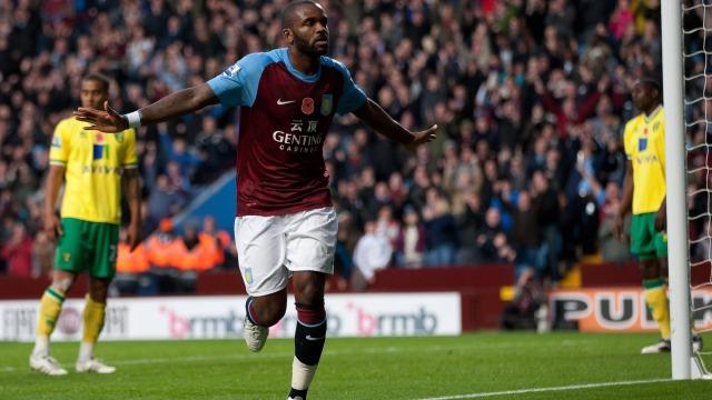 El Aston VIlla remonta al Norwich sin Cuéllar