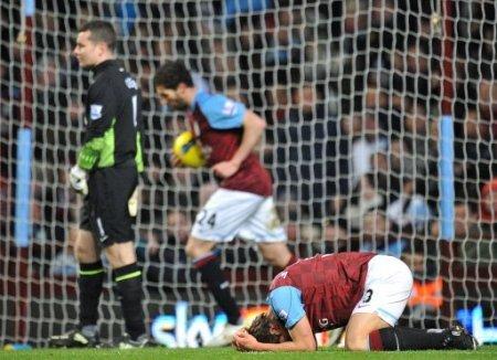 El Aston Villa remonta dos goles al QPR