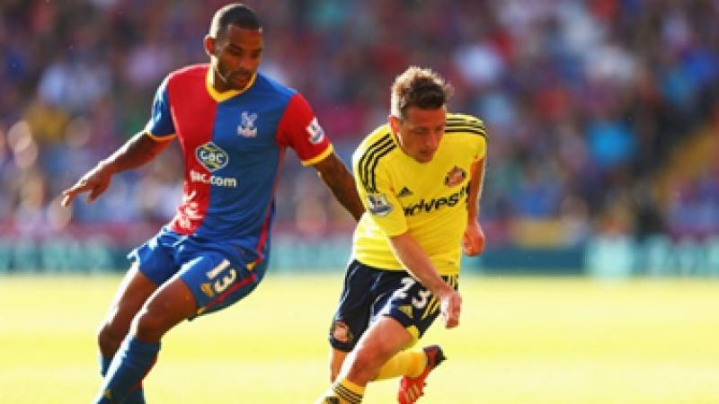 Derrota con dos goles en los minutos finales ante el Crystal Palace