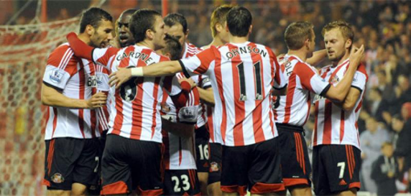 El Sunderland vuelve a ganar con Cuéllar de titular