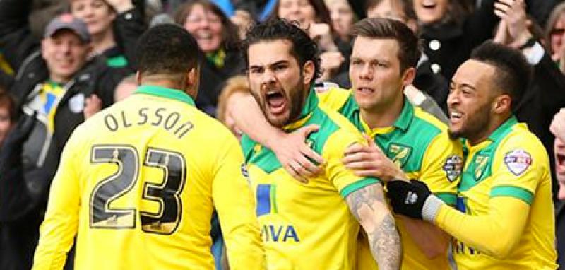 Victoria en el derbi ante el Ipswich Town