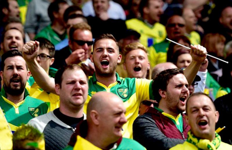 El Norwich, a un triunfo de la Premier
