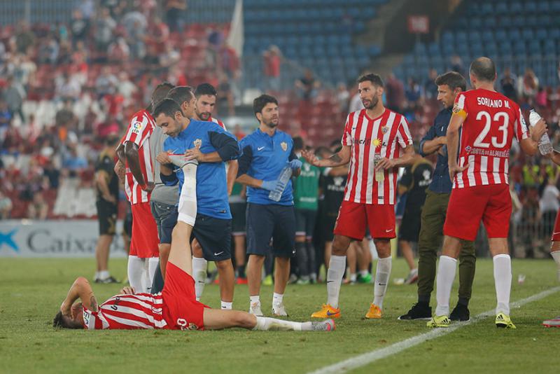 El Almería, con Cuéllar de titular, sigue adelante en la Copa del Rey