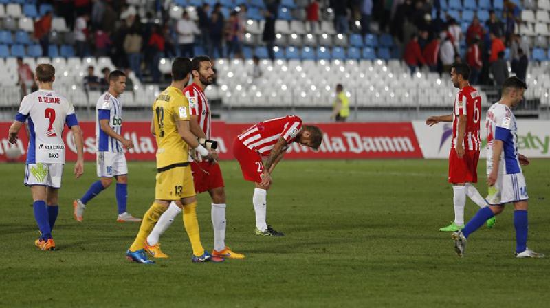 Almería chase the victory until the end