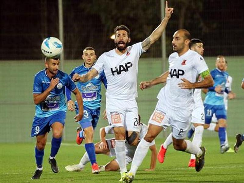 Carlos Cuéllar is close to the semifinals of the Israeli Cup