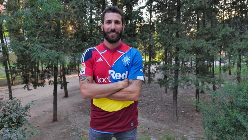La retirada de Carlos, protagonista en medios de varios países
